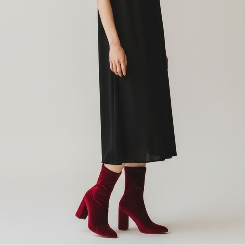 Raye Velvet Sock Boots In Burgundy Size 8